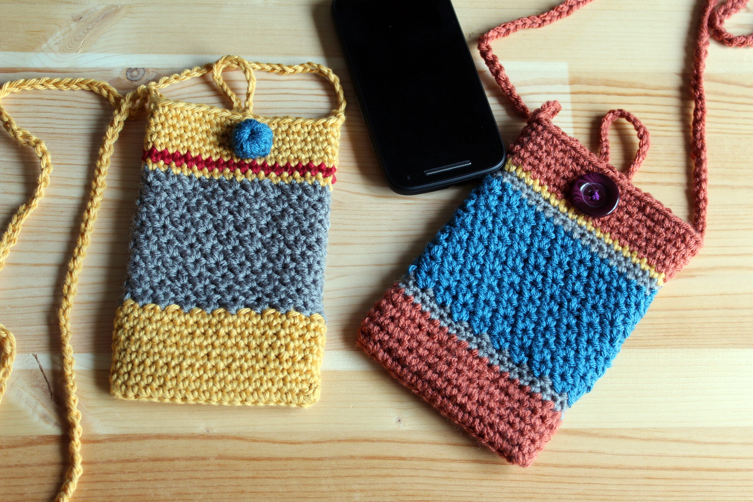 Read more about the article Crochet Crossbody Phone Bag